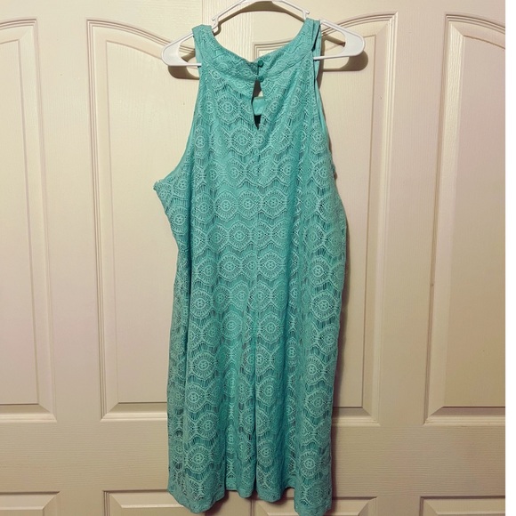 Dress - Picture 2 of 3